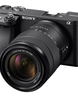 Sony A6400 Ilce-6400M - Digitalkamera - Spegellöst - 24.2 Mp - Aps-C - 4 K / 30 Fps - 7.5X Optisk Zoom E 18-135Mm Oss Lins - Wi-Fi, Nfc, Bluetooth -